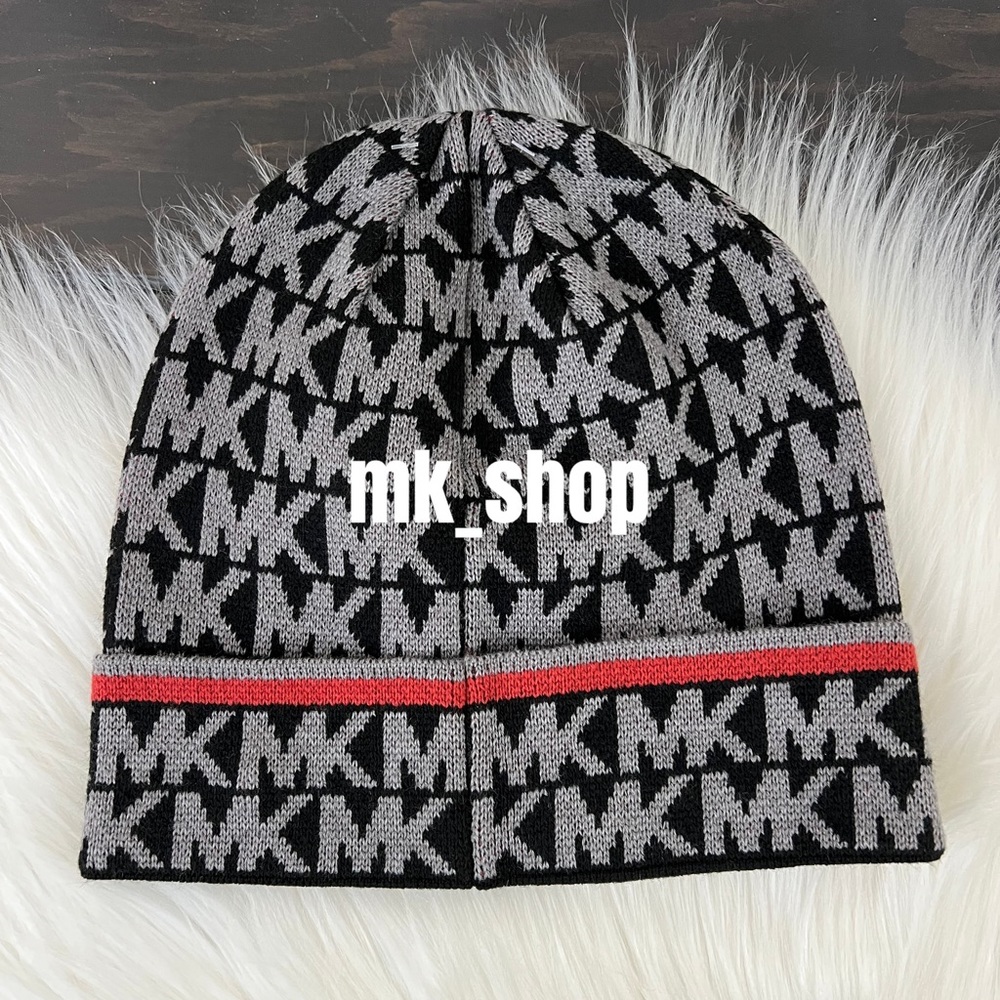 Michael Kors Men’s Hat & Scarf Set - Picture 5 of 11